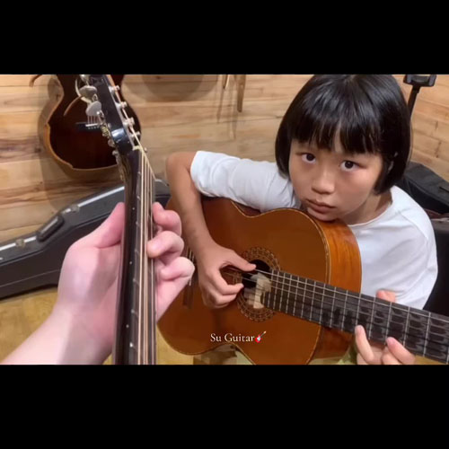 Ai cũng có cho mình ít nhất một cơn mưa