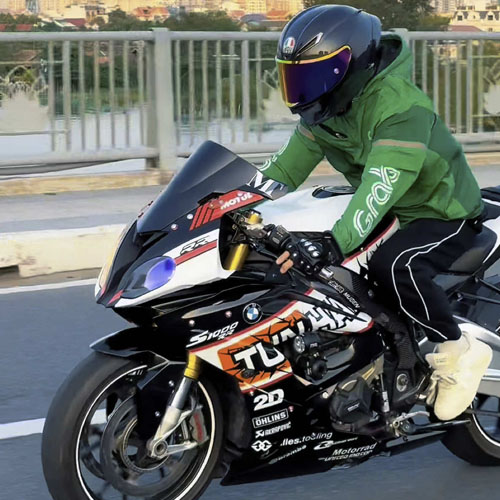 Anh chạy Grab đi pkl ngầu và cực chất