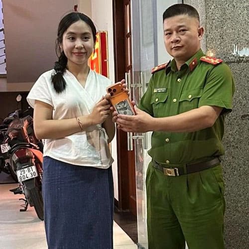 Cô gái Lào mất iPhone 17 và cuộc gọi nhận lại trong đêm