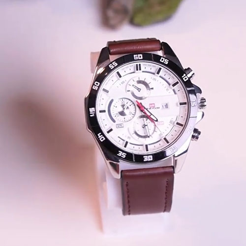 Đồng hồ size to dây da dành cho cánh đàn ông