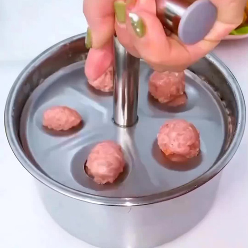 Dụng cụ nặn bò viên đơn giản dành cho mọi người