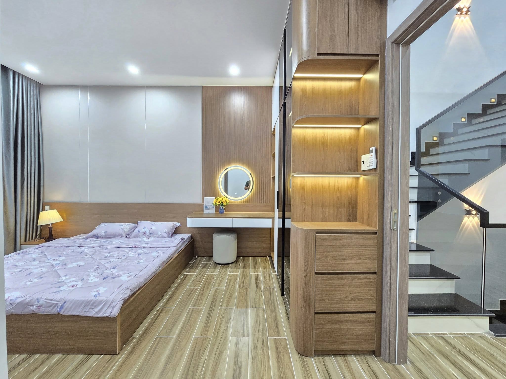 [Hình ảnh: hoan-thien-nha-200m²-sau-7-thang-thi-con...-ty-18.jpg]