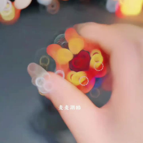 Mẫu bật lửa hình chiếc túi may mắn cho gia chủ