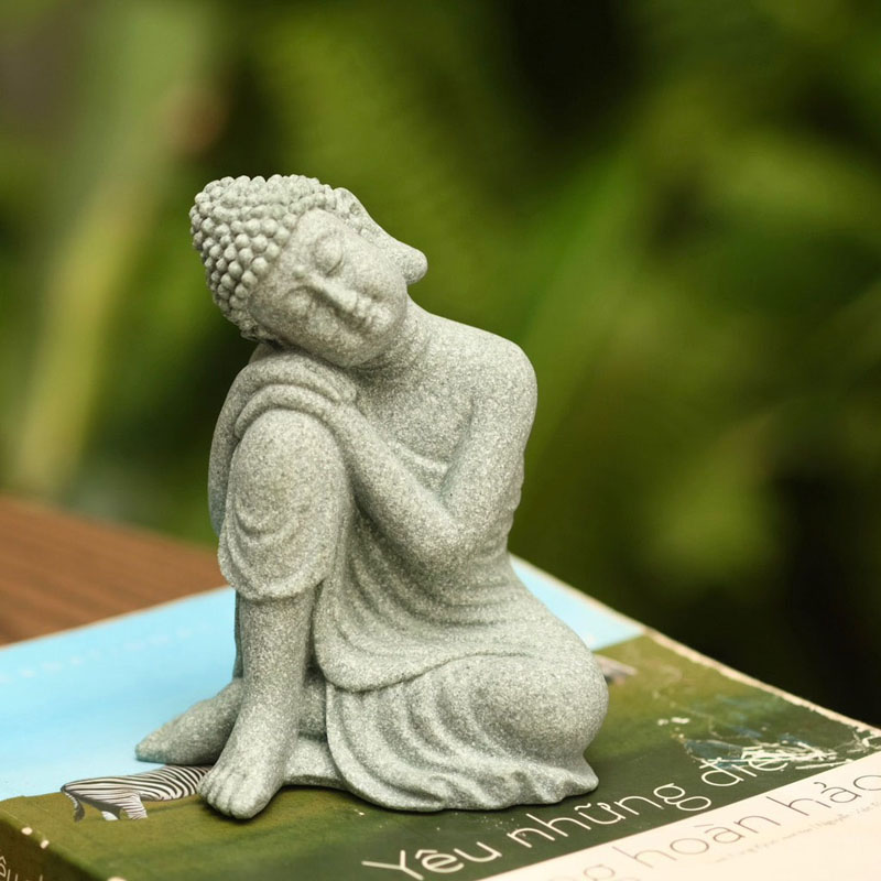 Tượng Phật ngồi an nhiên bằng đá sa thạch cao 9.5cm