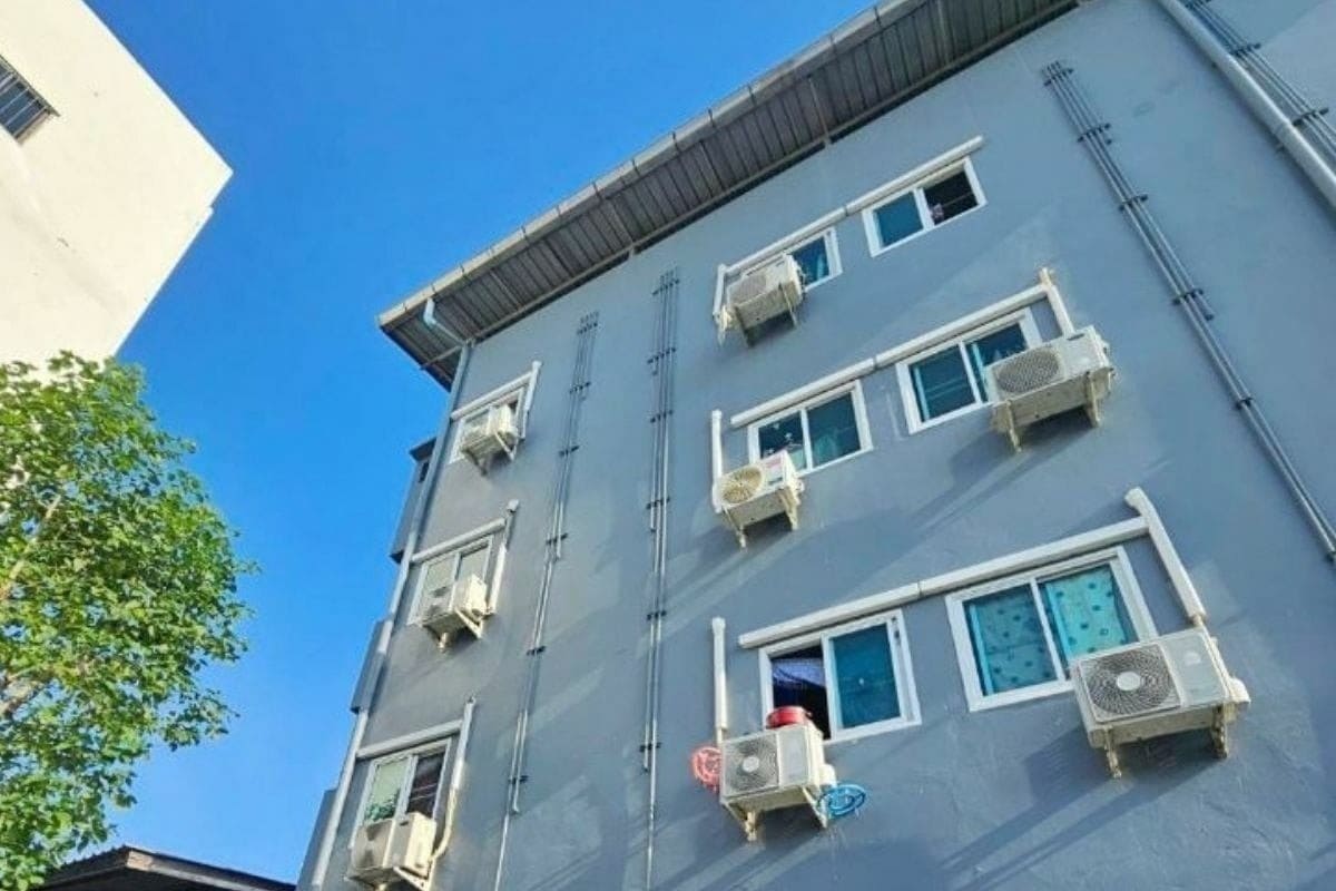 ghen tuông mù quáng bạo hành bạn trai bạo hành bạn gái chấn động Thái Lan