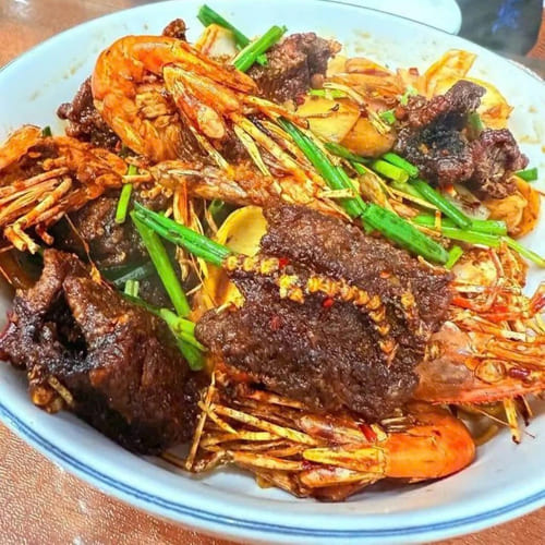 Bát mì 8 triệu đồng ở Hàng Châu gây tranh cãi: Chủ quán khẳng định “xứng đáng”