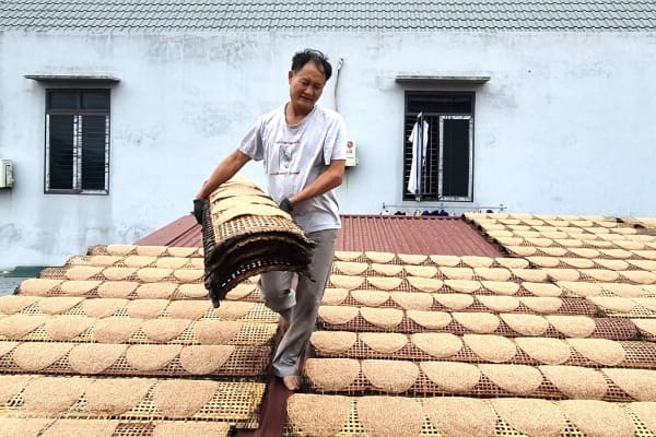 Bà Huyền kể lại những lần thất bại khi mới học làm bánh đa