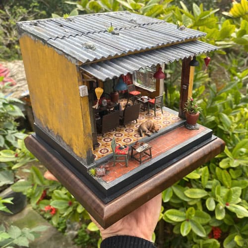 Chàng trai 25 tuổi bỏ việc lương 30 triệu để làm mô hình phố phường Hà Nội, gây sốt mạng xã hội