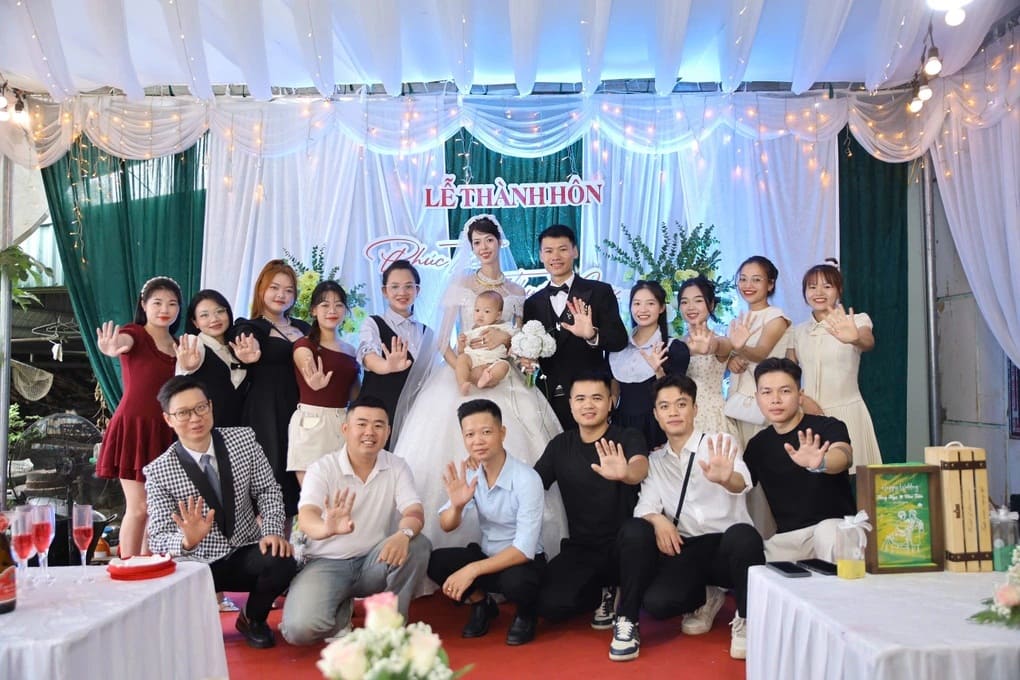 đám cưới đặc biệt của cô gái cao 1m85 ở tuyên quang