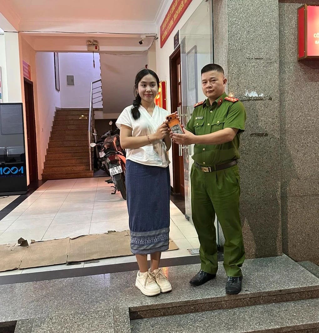 Câu chuyện cảm động giữa Việt Nam và Lào
