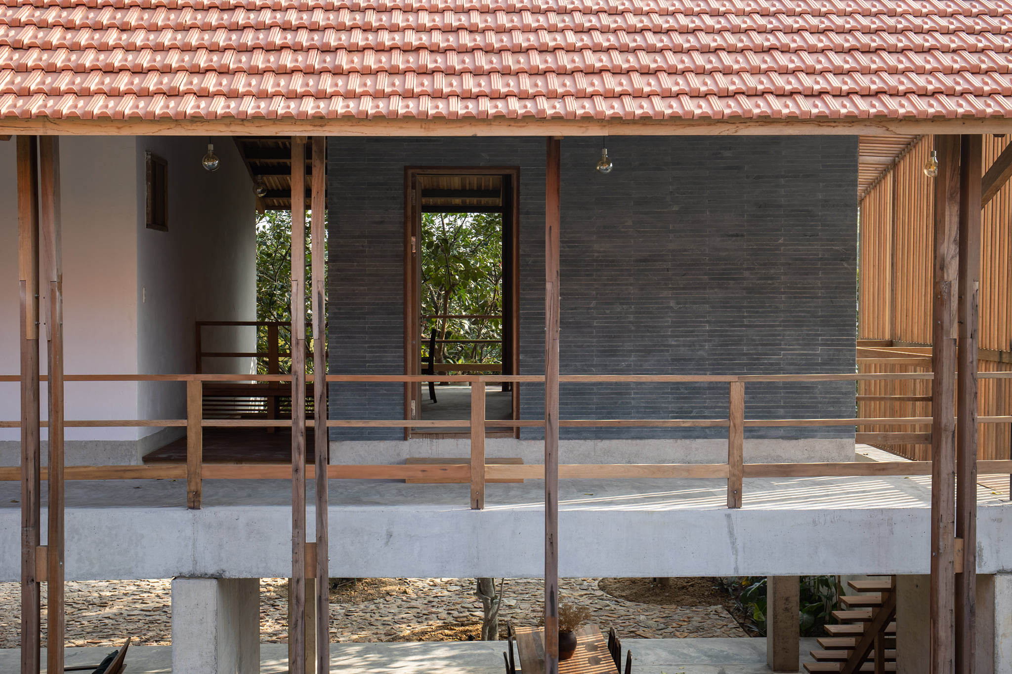 Hachi Homestay & Spa – Phòng Pomelo Queen Room: Trải Nghiệm Nghỉ Dưỡng Tinh Tế 10