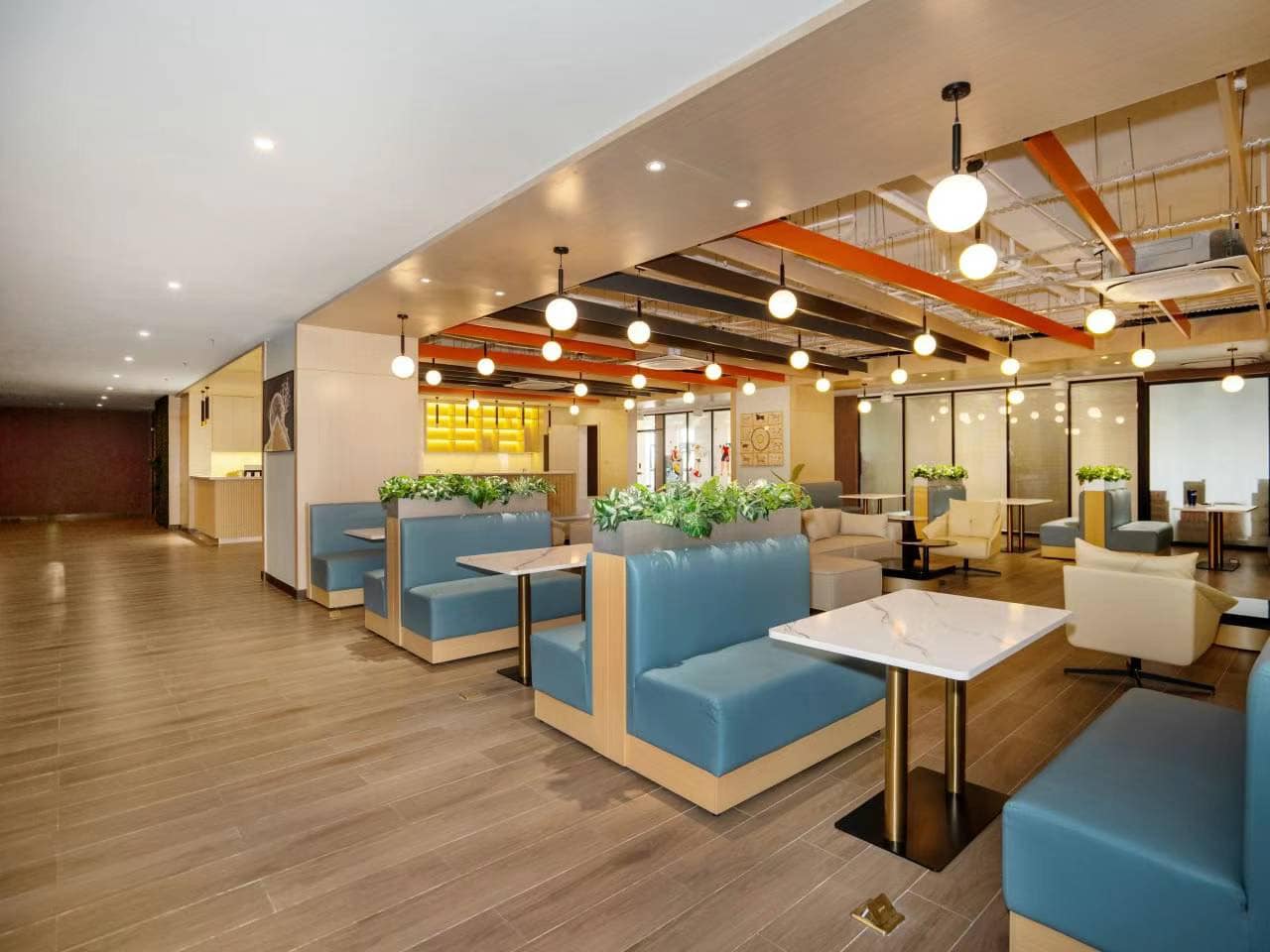 Khu nghỉ dưỡng trên cao tại Phnom Penh Galaxy Garden 11