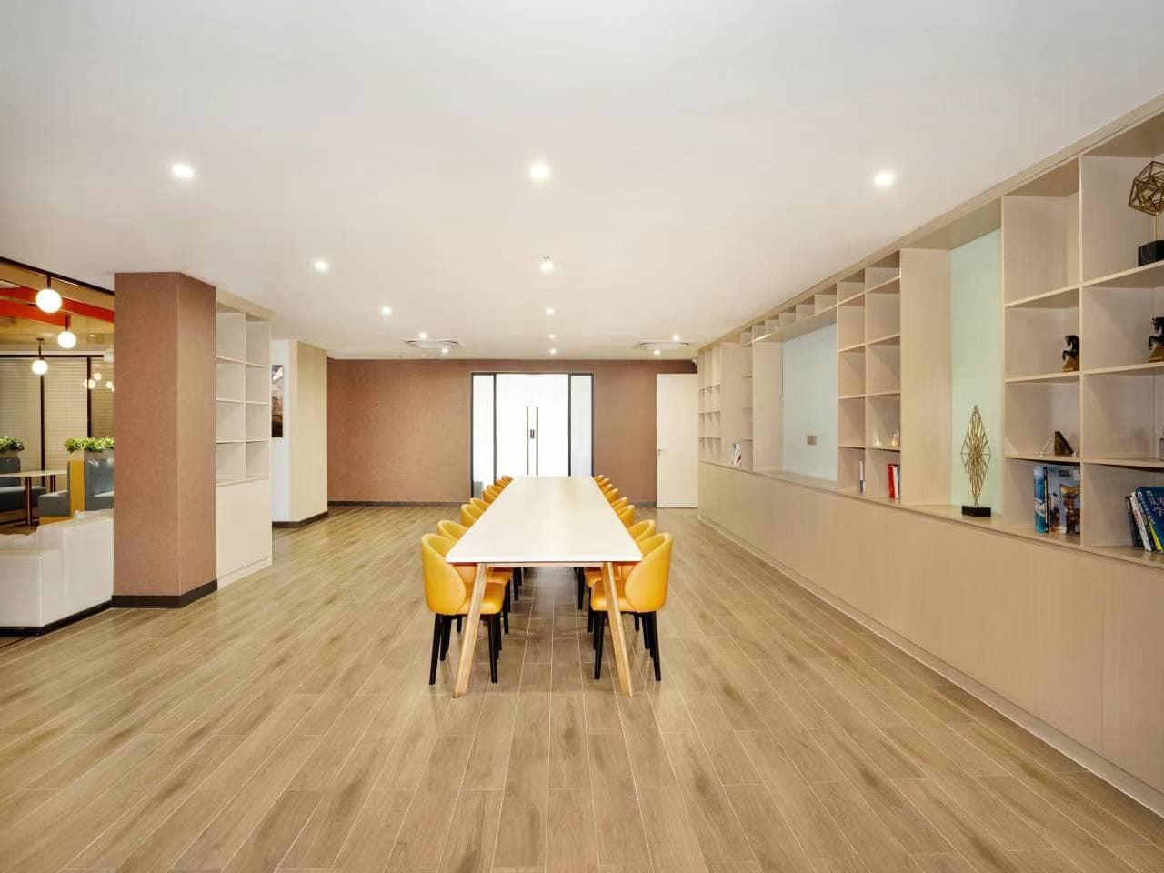 Khu nghỉ dưỡng trên cao tại Phnom Penh Galaxy Garden 7