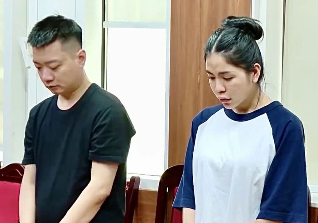 Hoa hậu Thùy Tiên tại phiên tòa xét xử vụ án lừa dối khách hàng
