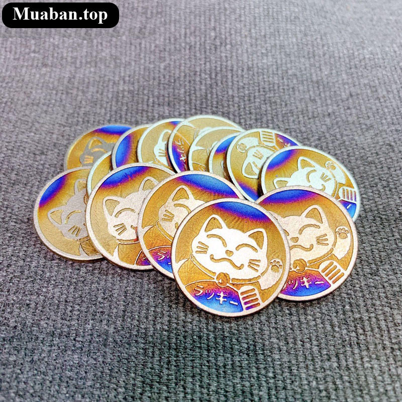 Logo titan con mèo thần tài cho xe máy Logo titan con mèo thần tài cho xe máy