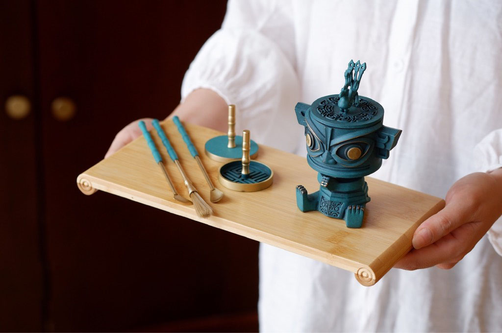 Lư xông trầm thổ dân chiêu hạnh 2