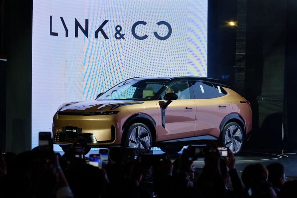 Lynk & Co 08 SUV hybrid sang trọng