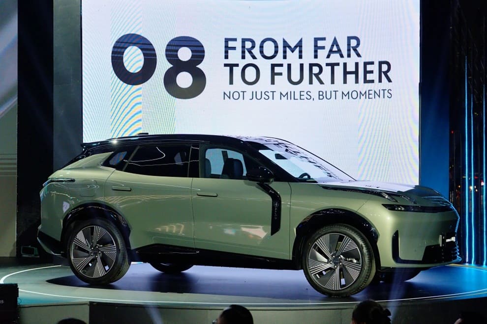 Động cơ hybrid mạnh mẽ tiết kiệm nhiên liệu