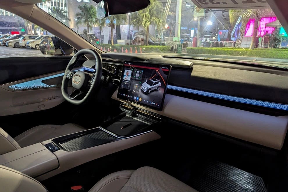 SUV lai điện cạnh tranh Santa Fe