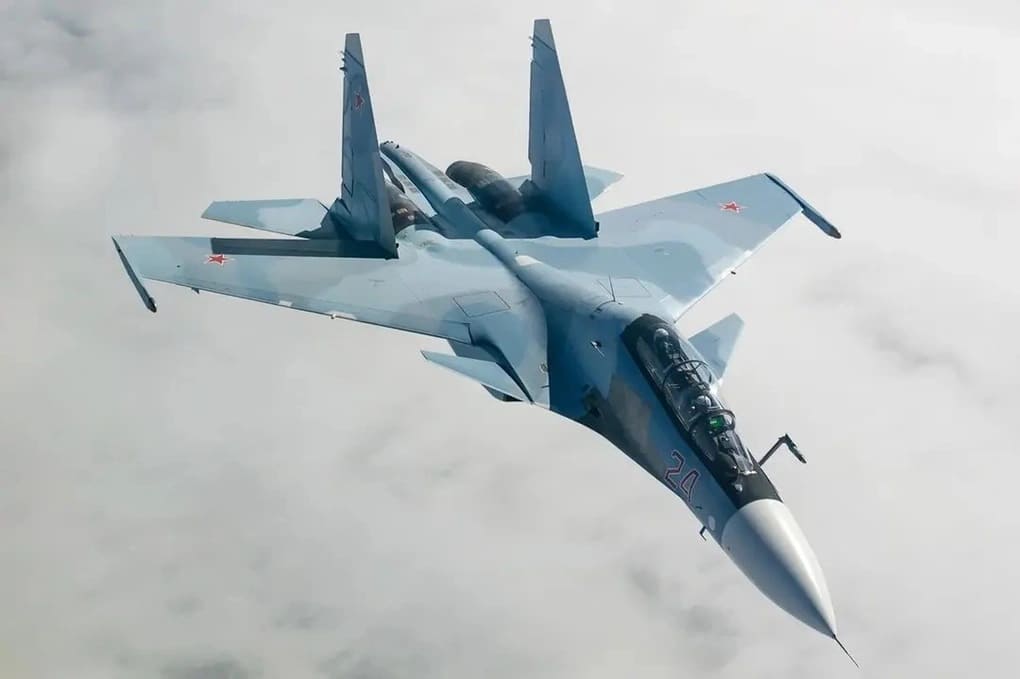 Nghi vấn tiêm kích Su-30SM của Nga mất tích gần Đảo Rắn Ukraine công bố phát hiện mảnh vỡ