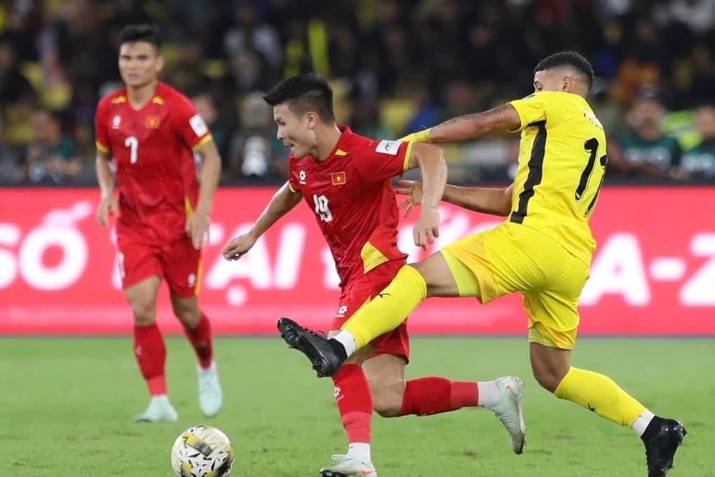 Ngôi sao nhập tịch Malaysia Facundo Garces bị FIFA phạt nặng giá trị giảm 50% khiến đội tuyển lao đao
