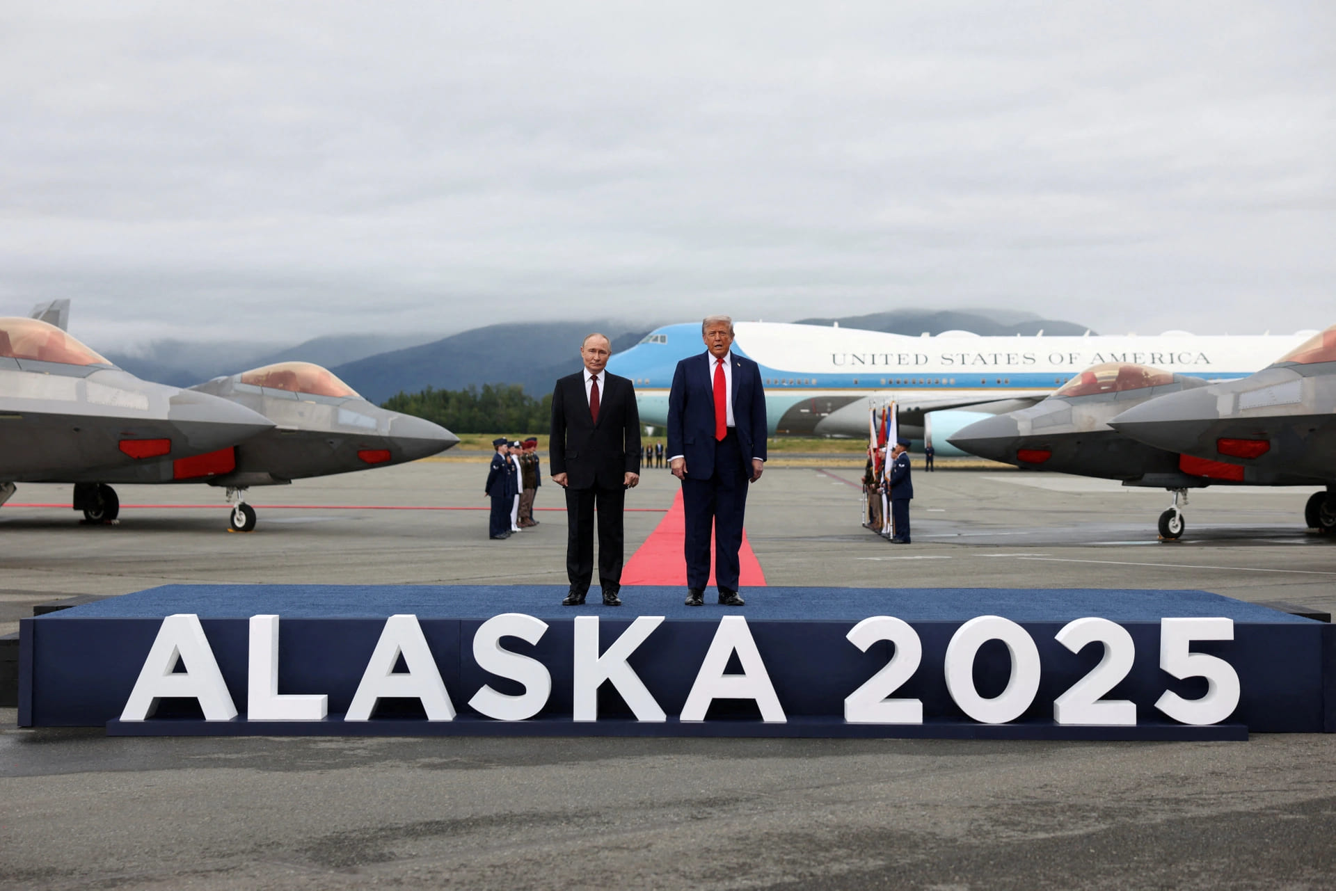 Những sự kiện đáng nhớ trong hội nghị thượng đỉnh Nga Mỹ tại Alaska