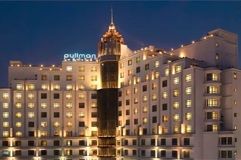 Ông trùm kín tiếng đứng sau khách sạn Pullman Hà Nội