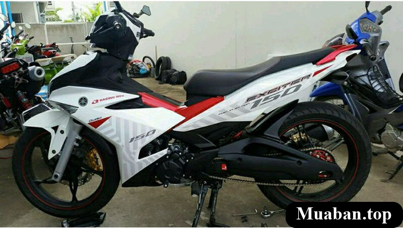 Ốp gắp Exciter cùng dè chắn bùn 3