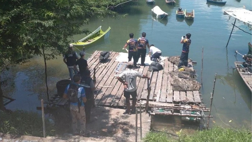 Phát hiện thi thể bị xích và dìm dưới nước bằng 2 quả tạ bê tông ở Thái Lan