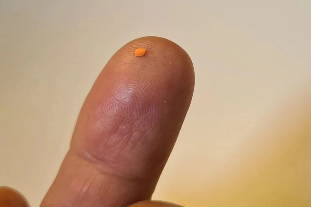 Vật thể 2mm giúp người mù đọc sách