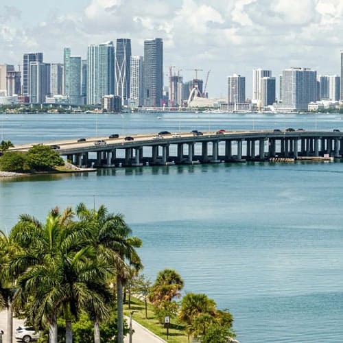 Vì sao giới siêu giàu chọn Miami, Lisbon, Dubai làm nơi mua nhà thứ hai